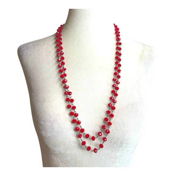 Vintage Red Faceted Beaded Infinity Necklace Silver Tone Connectors - Picture 1 of 5